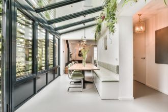 Extension de maison à Douai : installer une véranda sur mesure pour profiter pleinement dans le confort